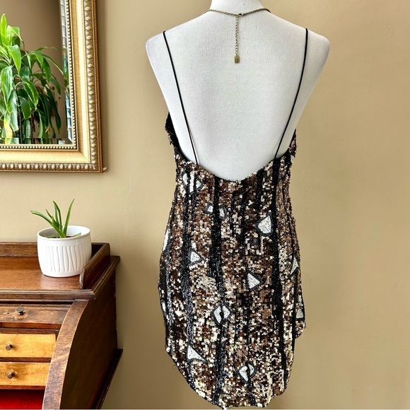 Free People Deco Sequin Mini Dress Black, Gold, White Geometric Beaded Size 8 - Picture 7 of 15